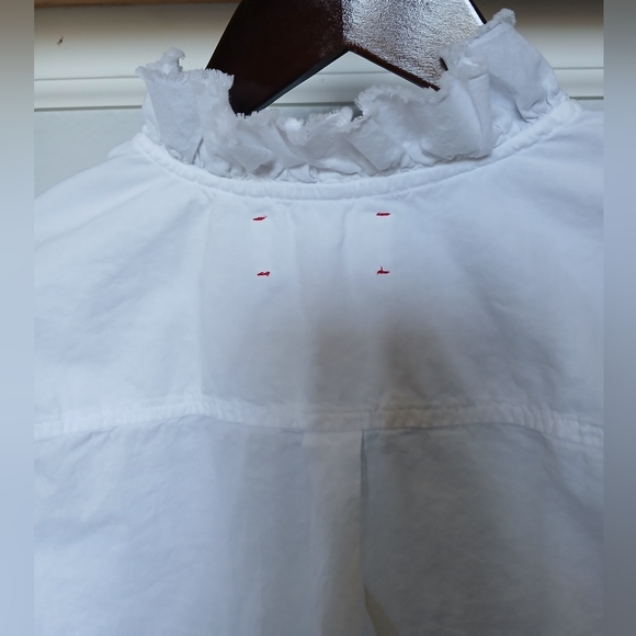 NWT XiRENA Kayde Shirt in white. Size XS - Picture 6 of 6